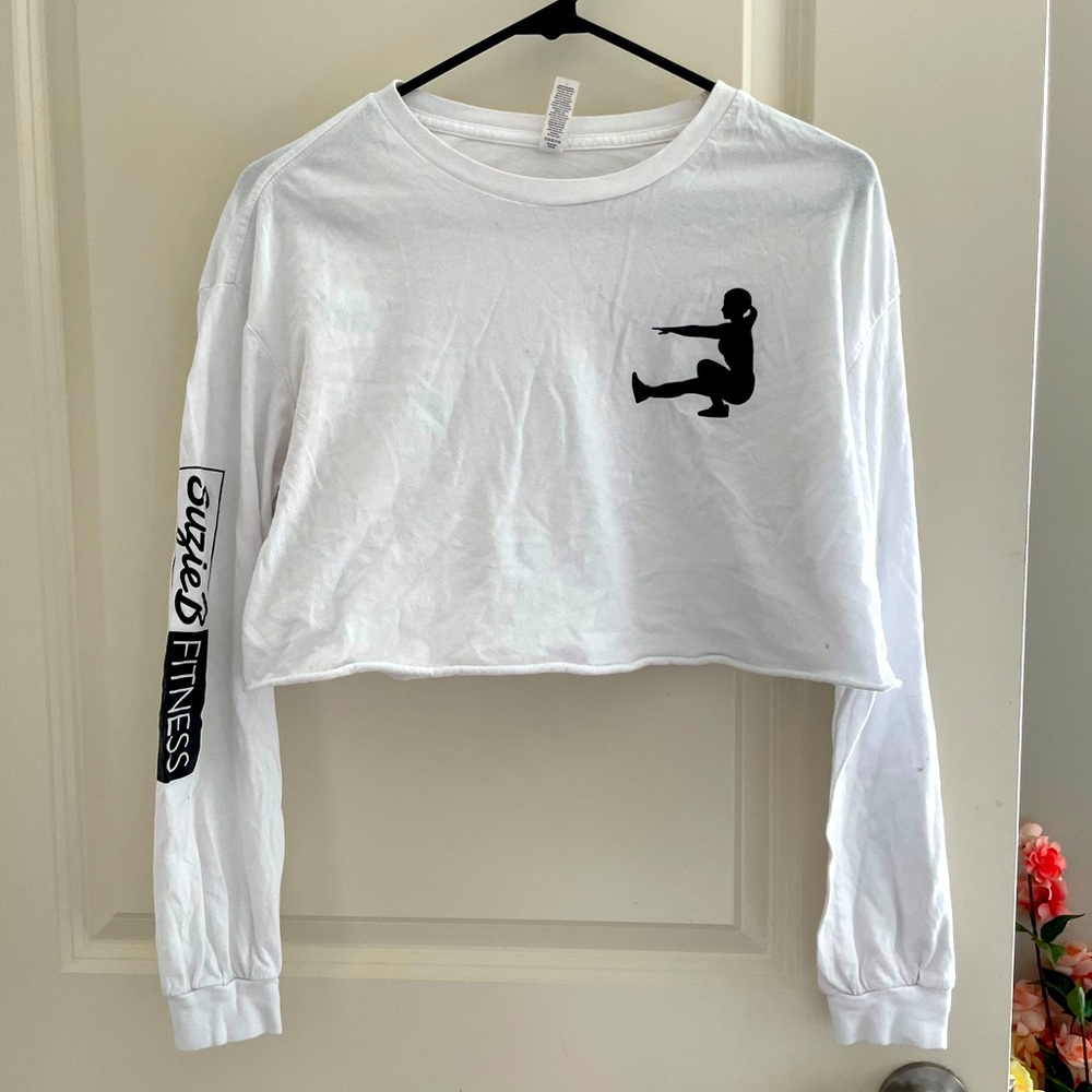 Suzie B fitness crop long sleeve ✨